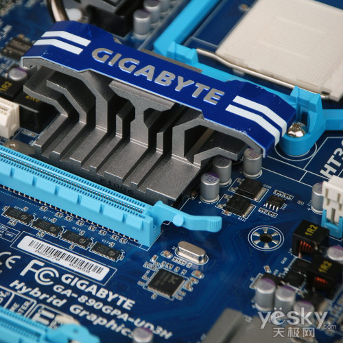 技嘉890GPA-UD3H主板赏析_硬件_科技时代_新浪网